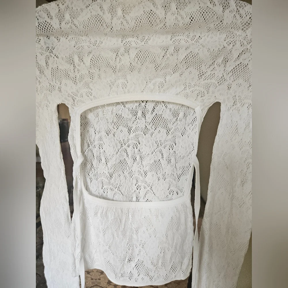 NWOT Out From Under Urban Outfitters See Through Knit Long Sleeve White Top - Picture 9 of 15